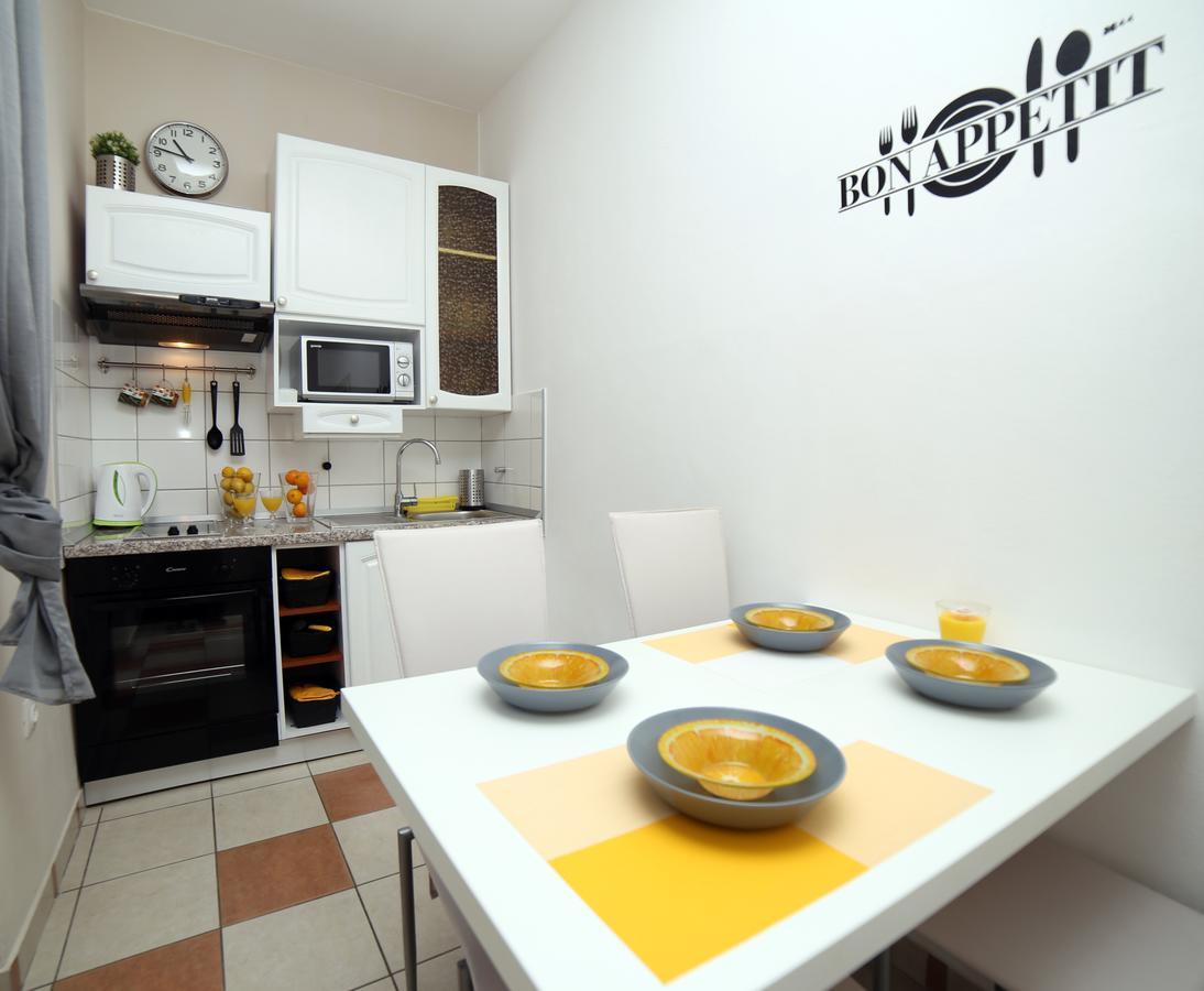 Subcastrum Apartments بولا المظهر الخارجي الصورة