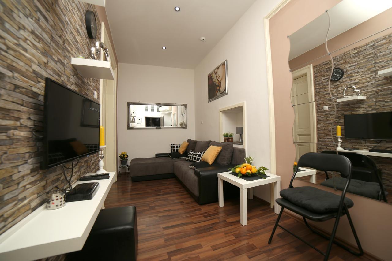 Subcastrum Apartments بولا المظهر الخارجي الصورة